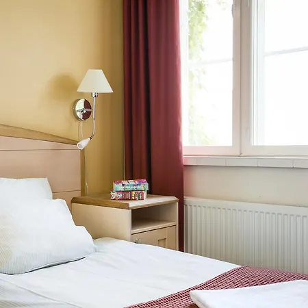 Szálloda Hotelli Ville 3*